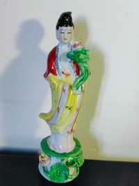 Deusa chinesa dos pedidos colorida