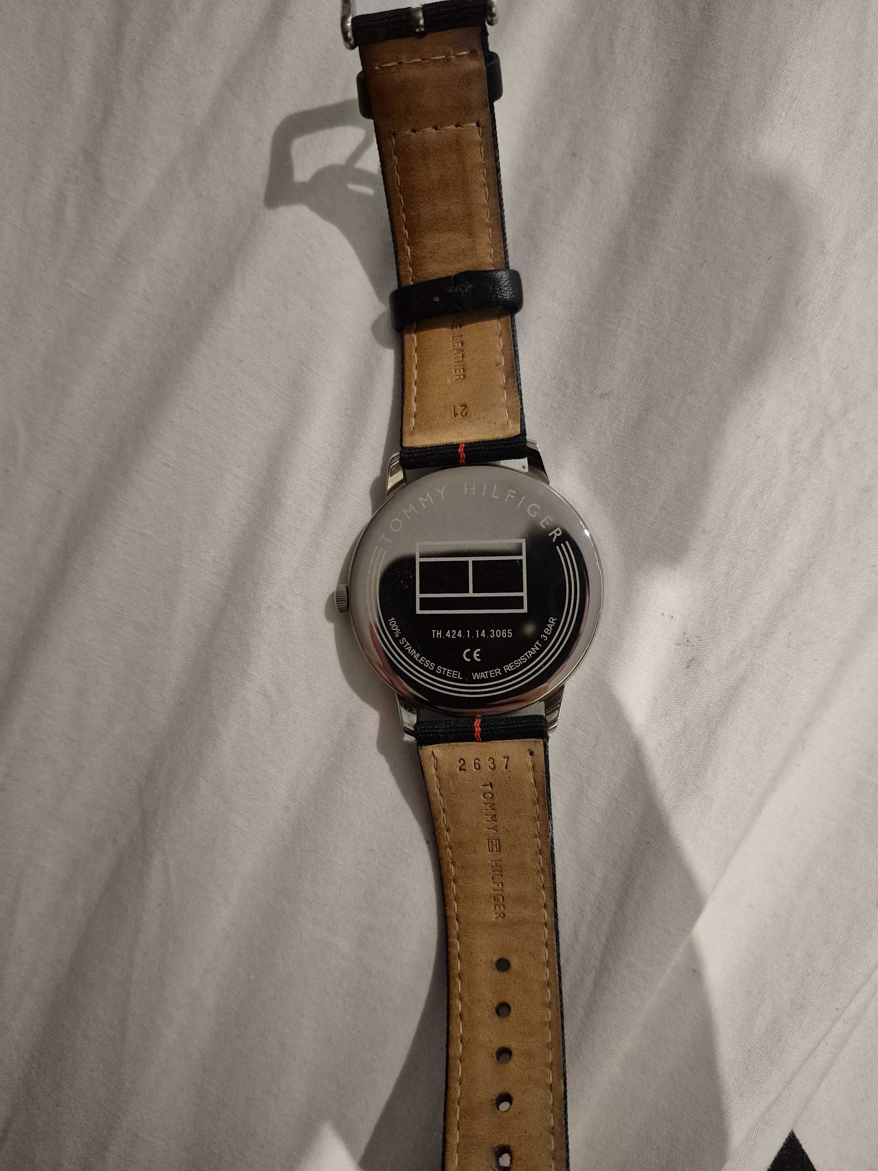 Relogio e Pulseiras em couro Tommy Hilfiger