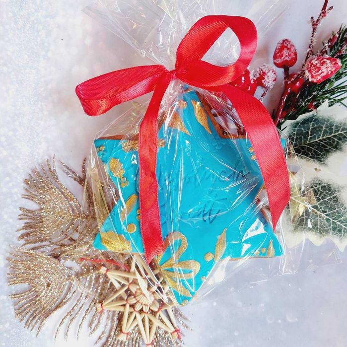 Pierniki z napisem pierniki firmowe pierniki dekorowane gwiazda imię