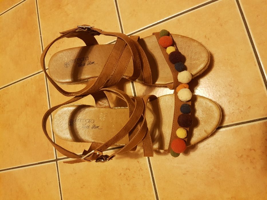Buty letnie damskie na koturnie Esmara  rozmiar 40