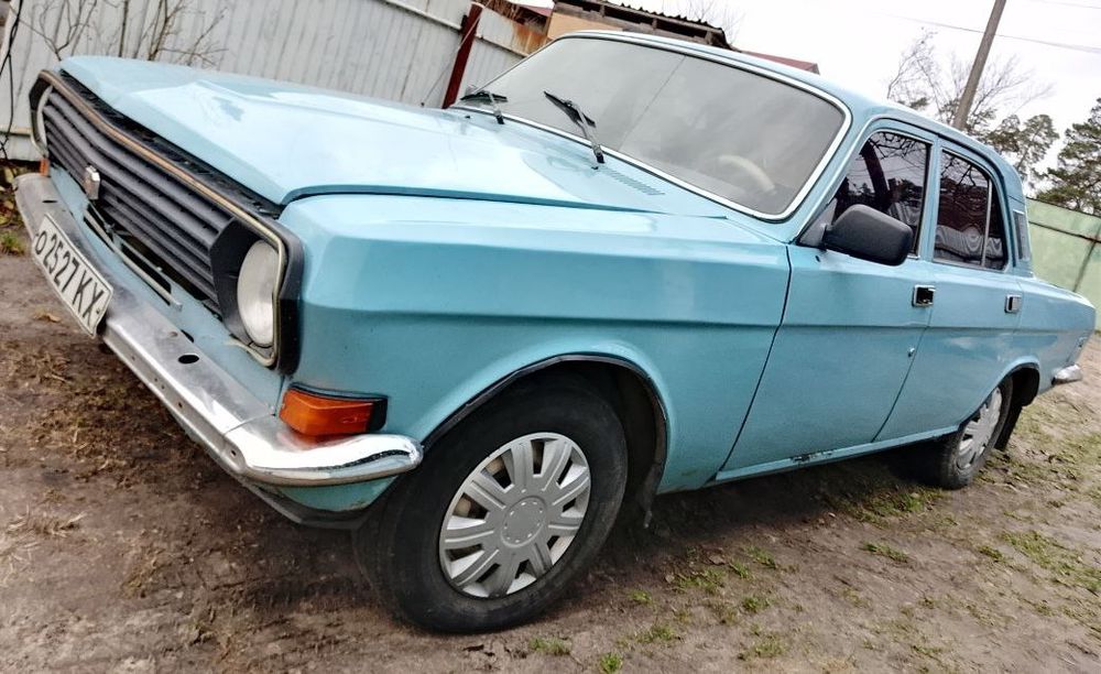 Газ 2410  на полном ходу