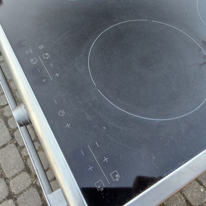 Kuchenka indukcyjna wolnostojąca Electrolux