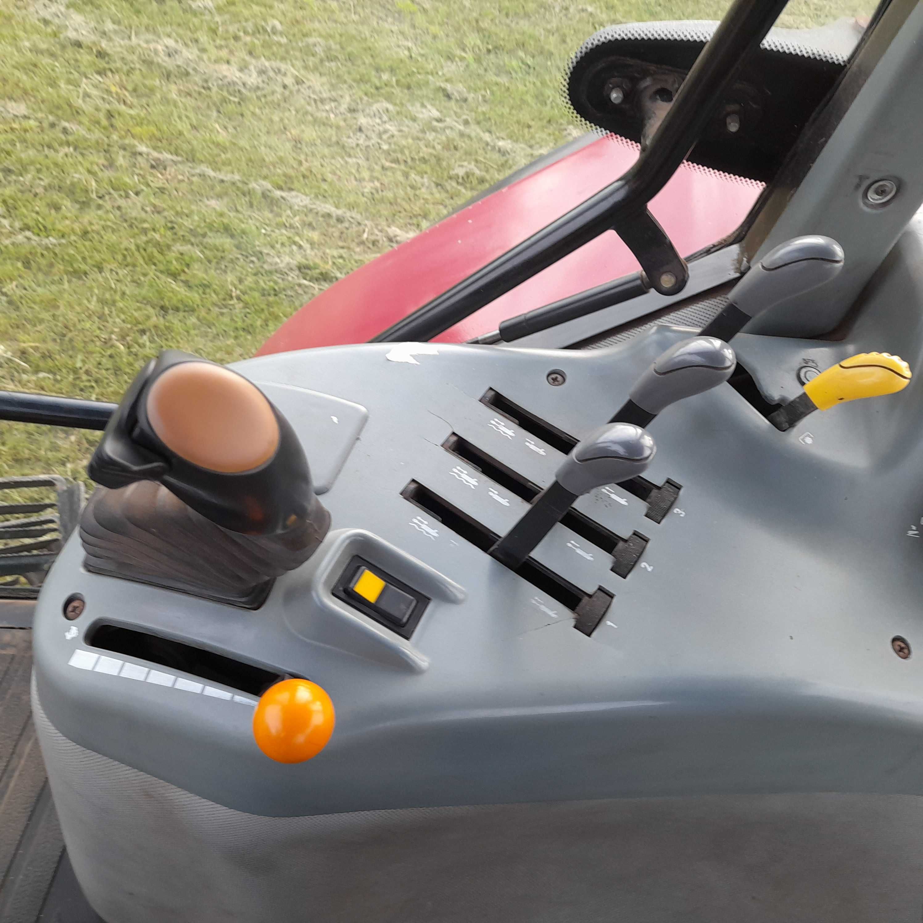 Ciągnik Case mx 120