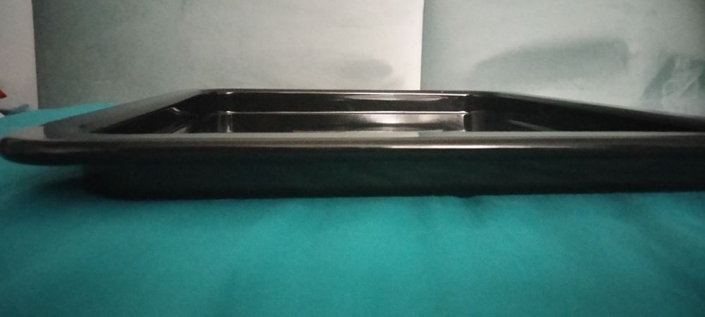 Blacha do pieczenia, element piekarnika