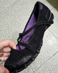 Продам оригинальные, кожаные туфли-кроссовки " Skechers ". 41.5-42p.