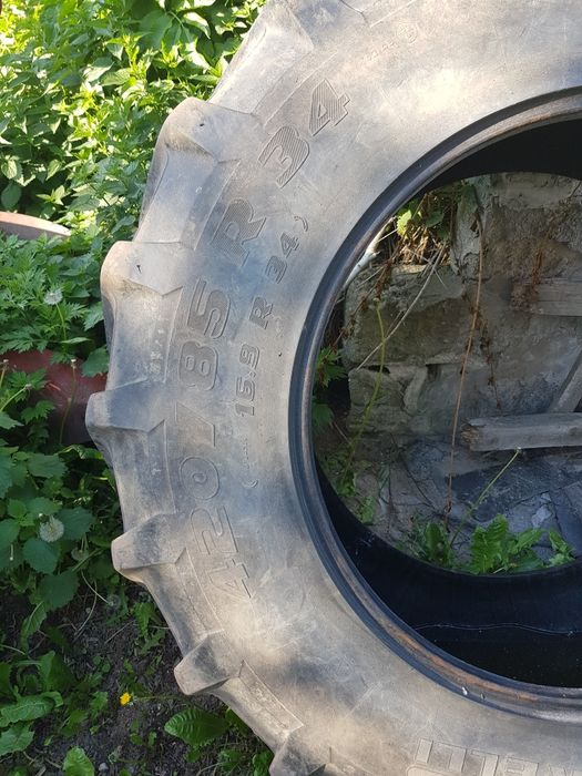 Opona 420/85R34 (16.9 R34)