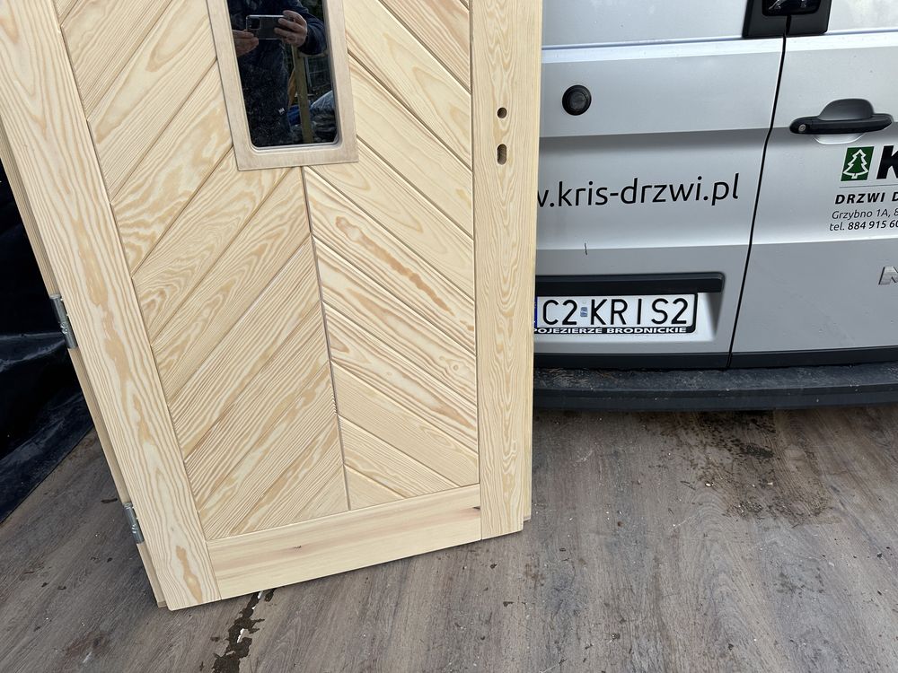 Drzwi zewnętrzne drewniane lite sosnowe jodełka Na każdy wymiar