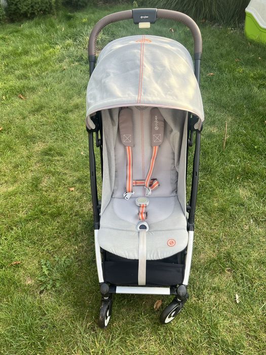 Cybex Orfeo - nowoczesny, lekki, samolotowy wózek spacerowy