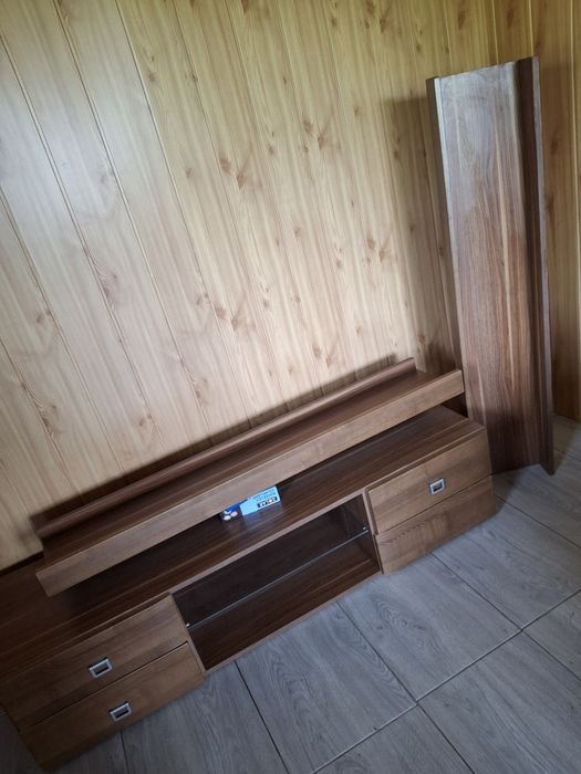 Wójcik COVA szafka rtv i dwie półki wiszące