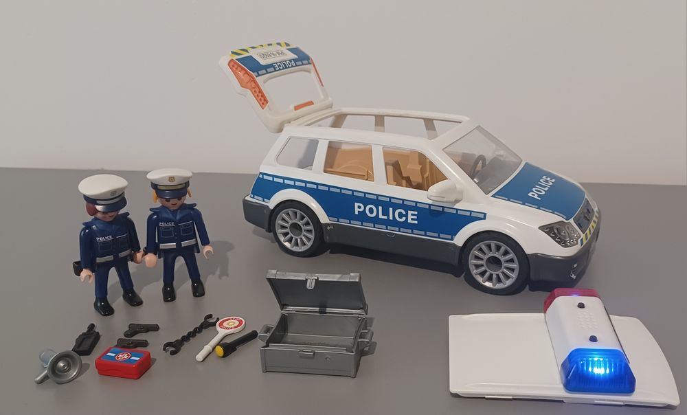 Playmobil 6920 City Action radiowóz policyjny