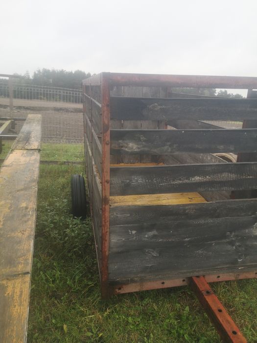 Klatka na btyki, wózek inwentażowy