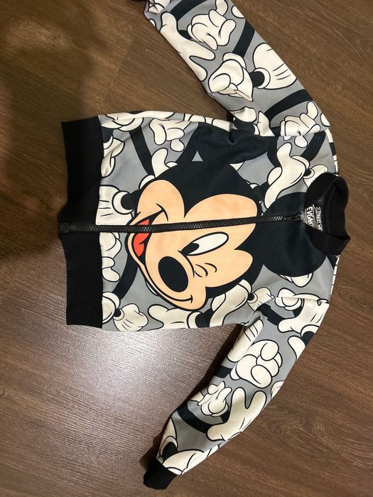 Продам всі речі лотом  на ріст 122 за 500 грн