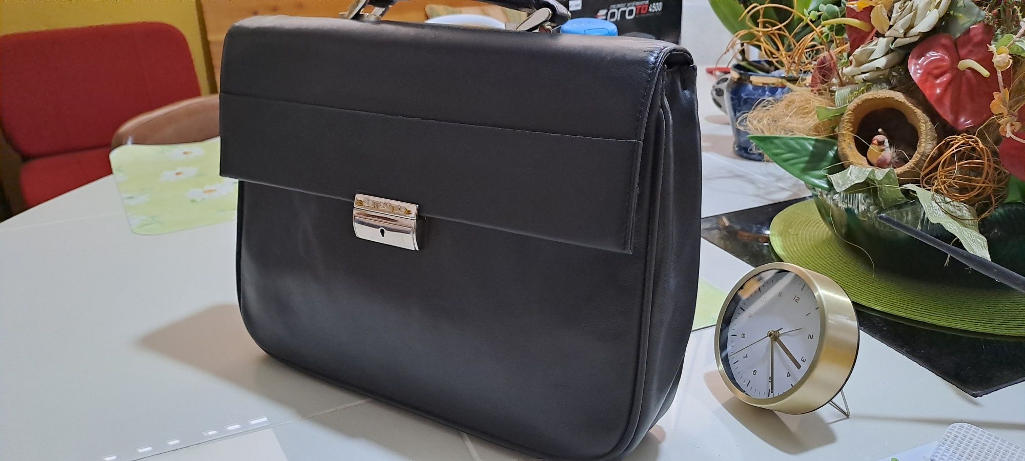 Mala executivo Samsonite nova em couro