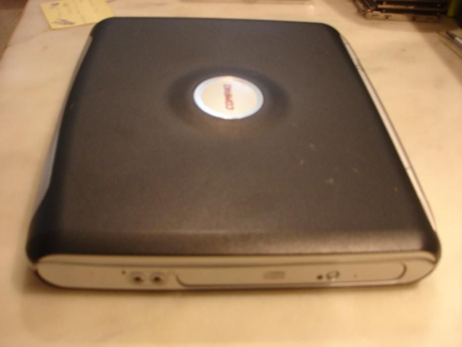 Portátil Compaq Presario 700