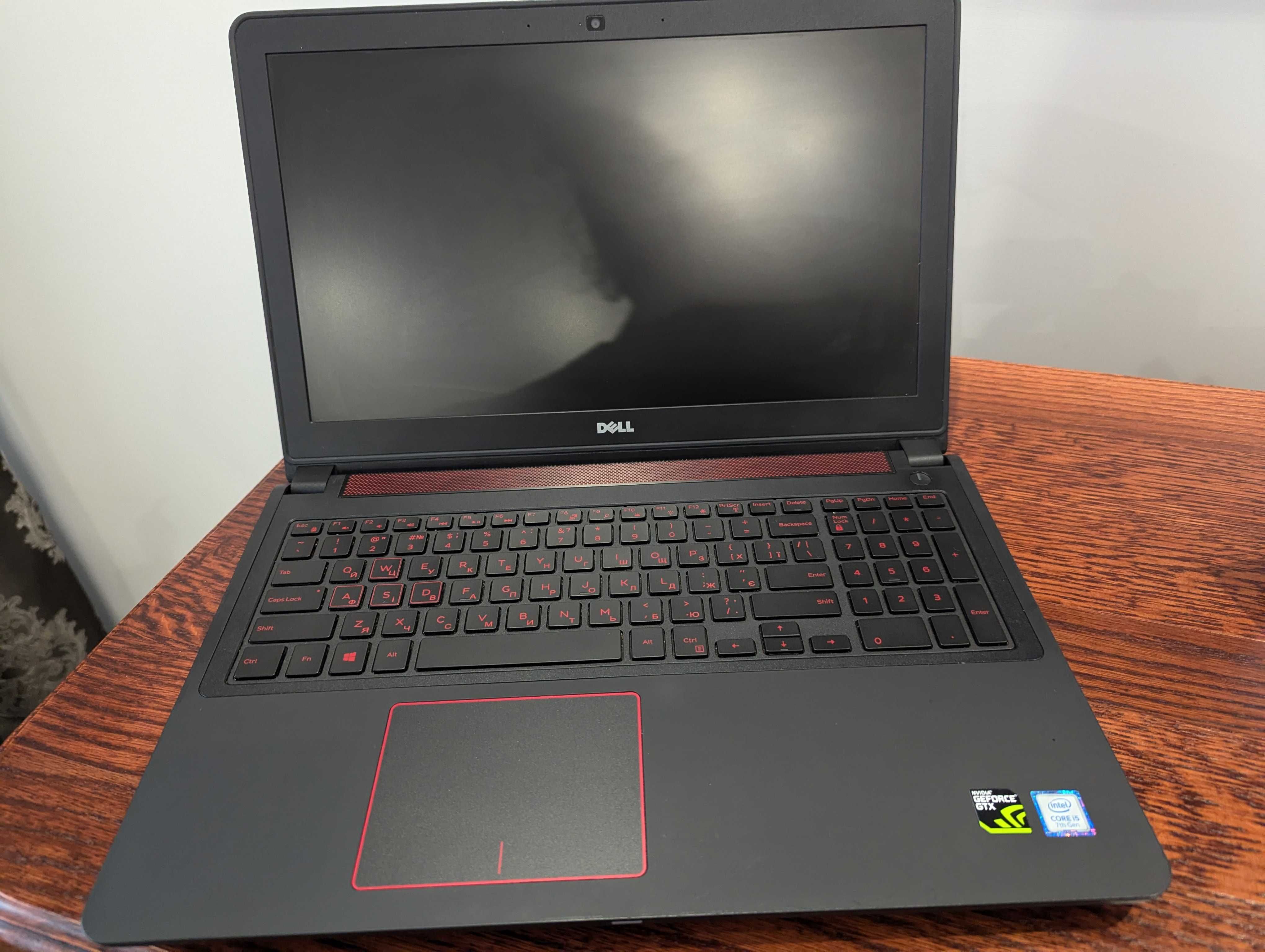 Ігровий ноутбук Dell Inspiron 5577 Gaming i5-7300HQ GeForce GTX 1050