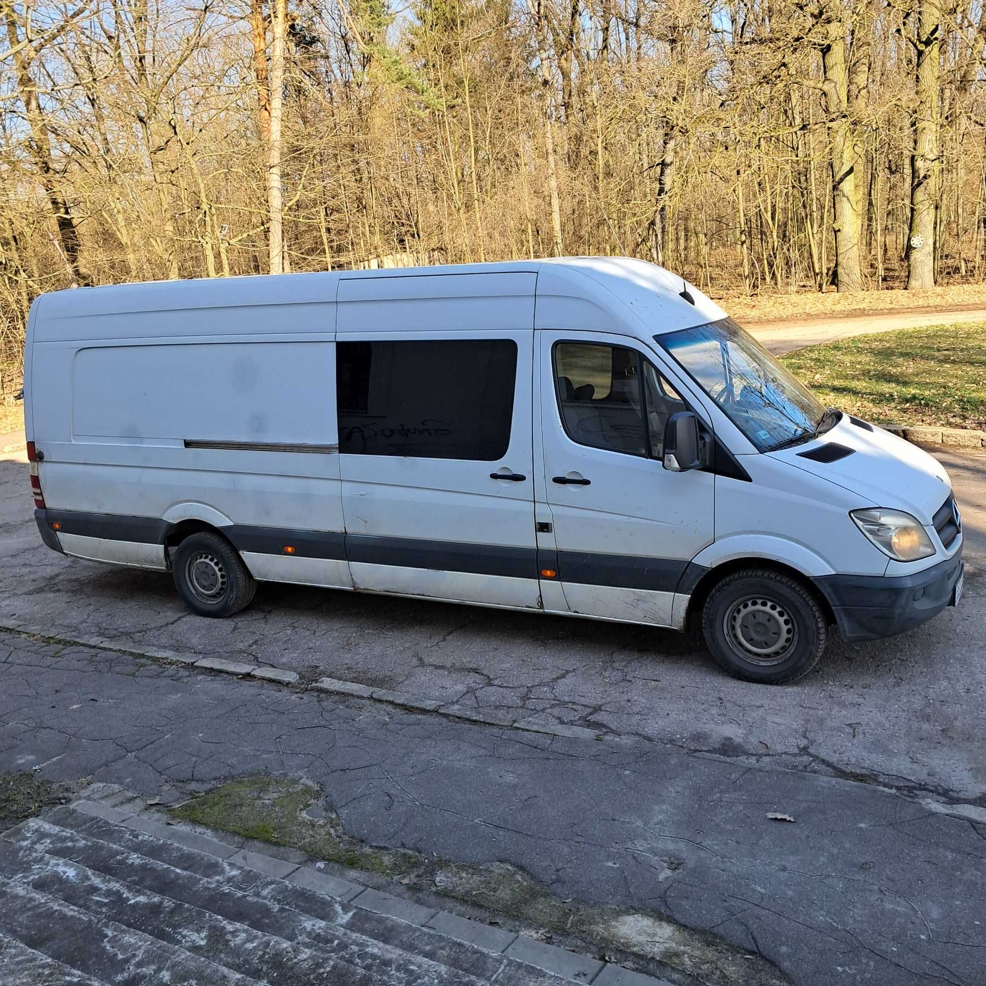 Mercedes Sprinter 906 xxl   2,2  9-osobowy 313