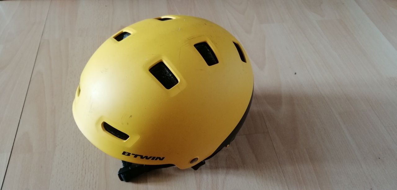 Kask rowerowy dla dzieci Btwin do skateboardingu orzeszek 520 XS