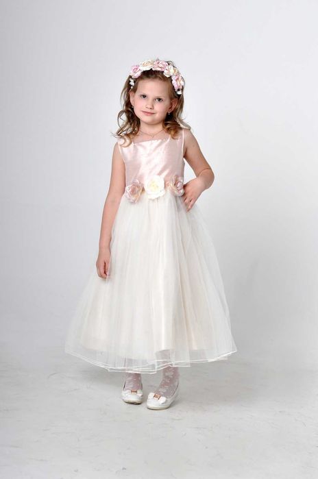 Сукня  для дівчинки святкова