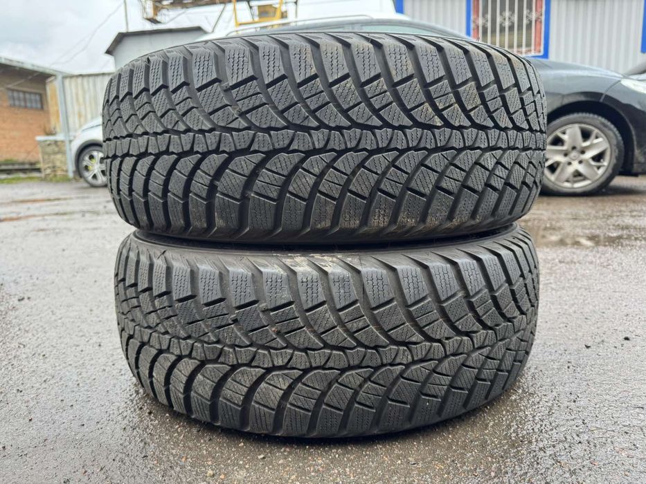 Зимові шини Kumho 225/55 R17 резина RunFlat