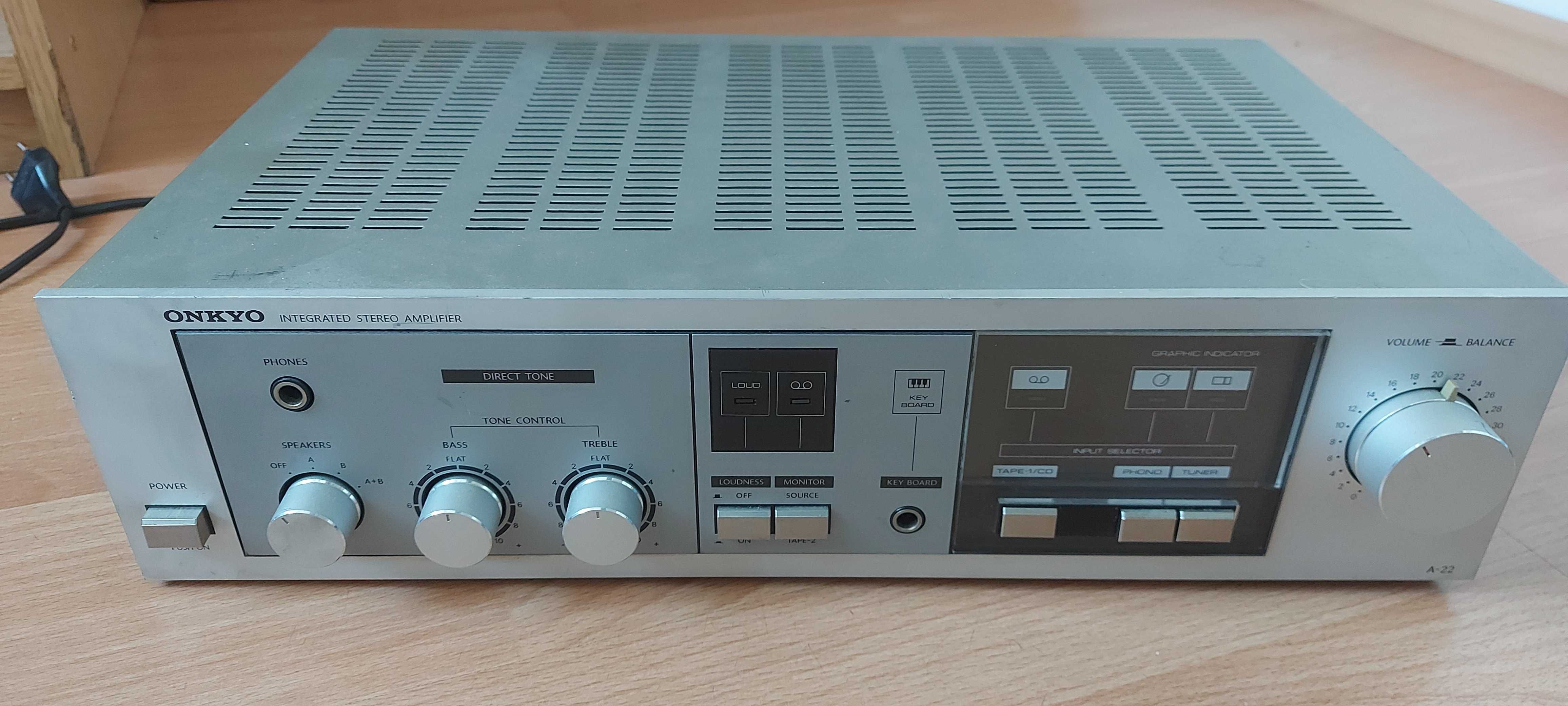 Onkyo model A-22 wzmaczniacz
