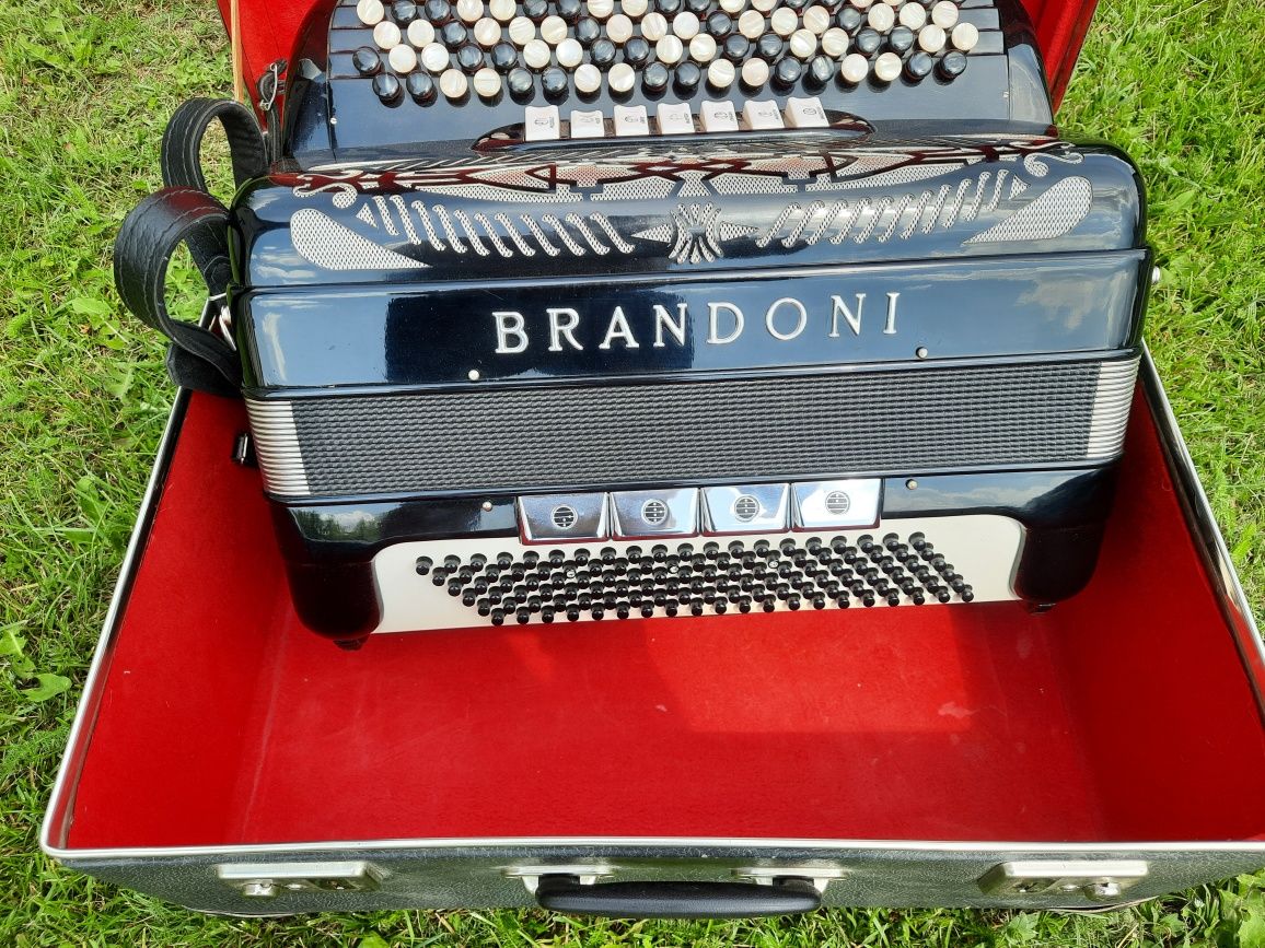 Akordeon Brandoni guzikowy Gryf C
