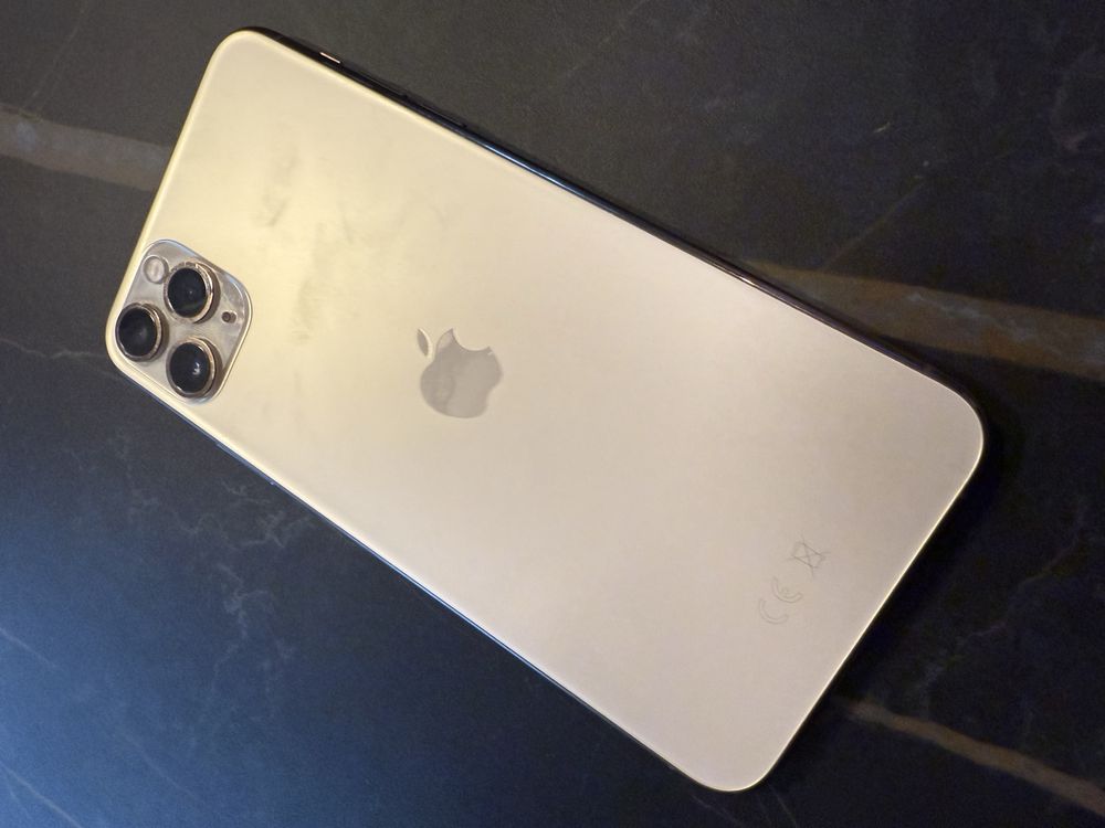 Iphone 11 pro max gold 256