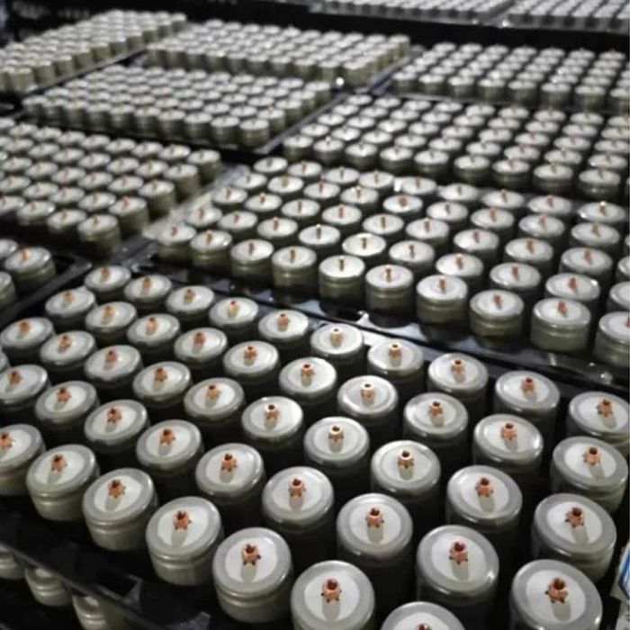 Акумулятори 32700 LiFePo4 3.2v с резьбой