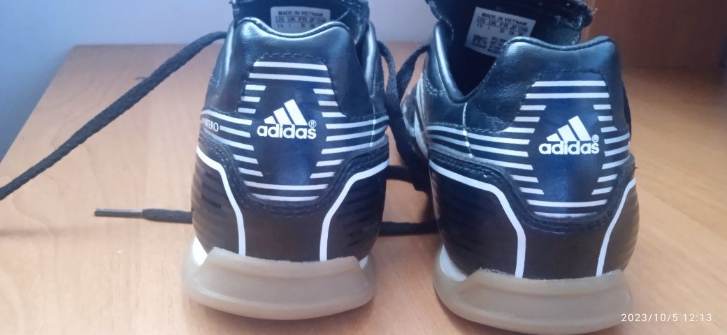 Adidas puntero,33