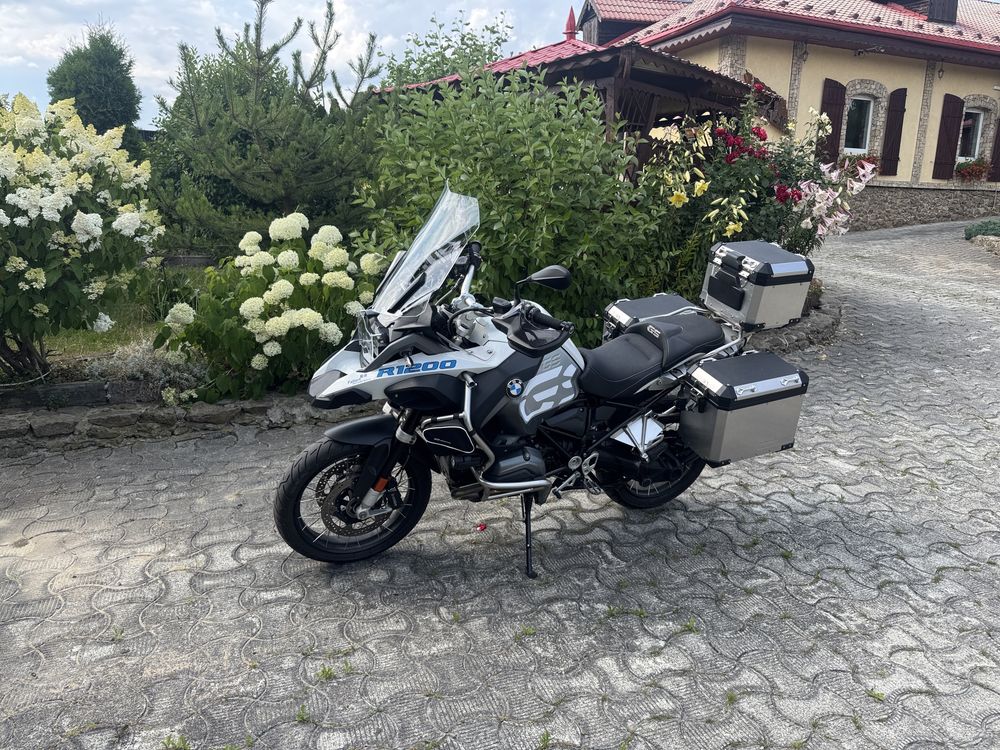 Motocykl  BMW R1200 GS ADV K51