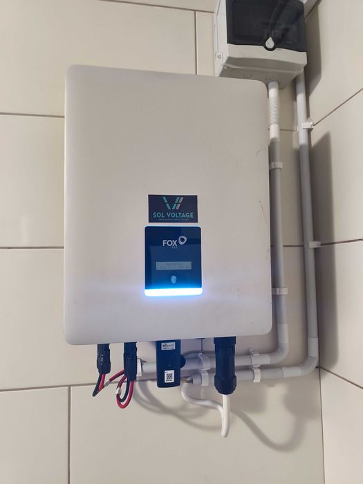 Trójfazowy falownik SERII T 12KW