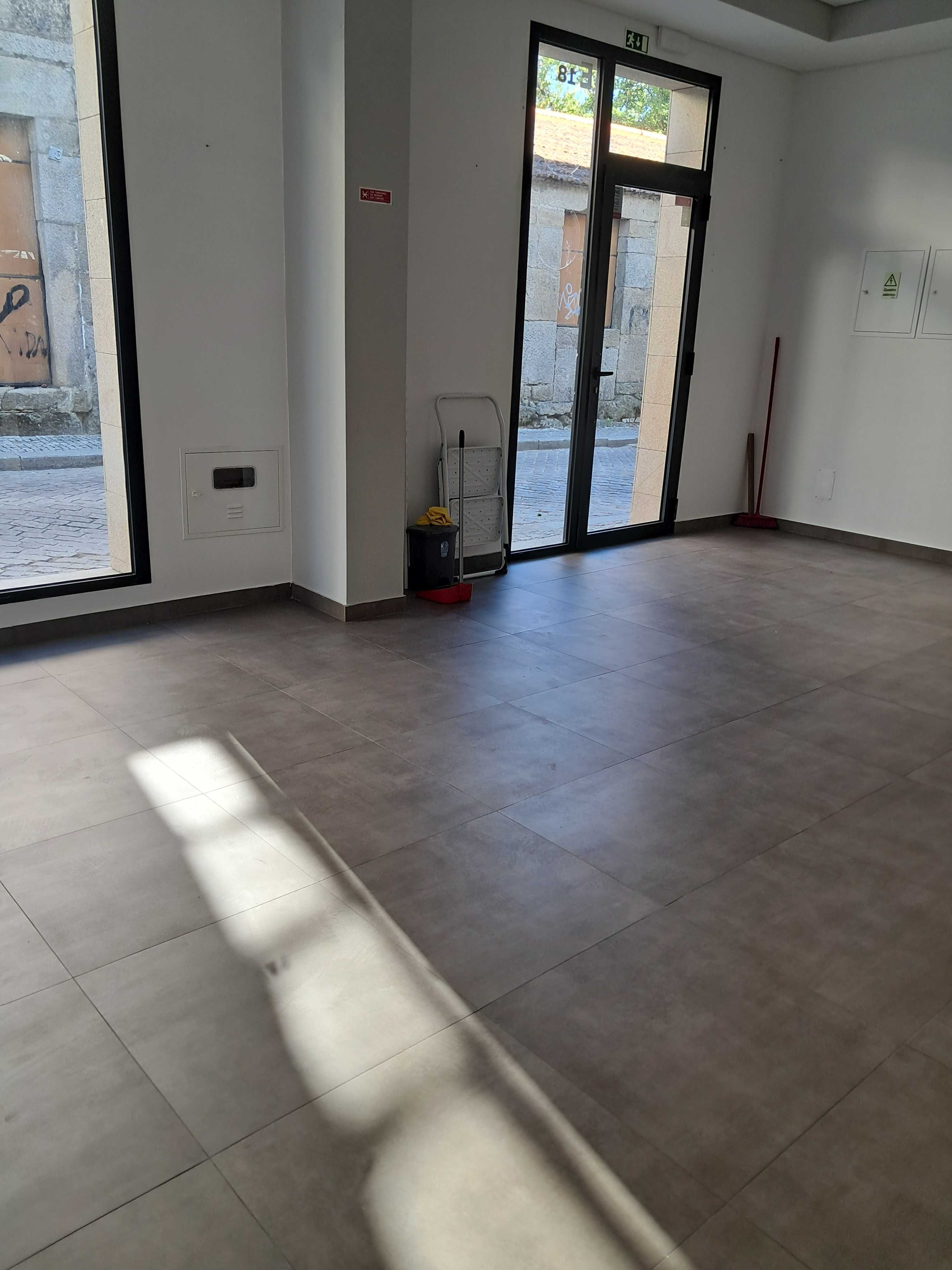 Loja para alugar centro Mangualde