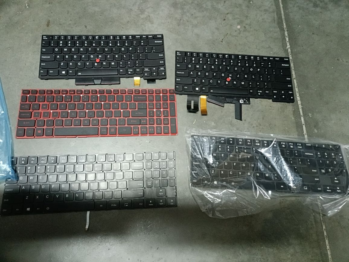 100 sztuk klawiatur do laptopów, cena za 100 sztuk