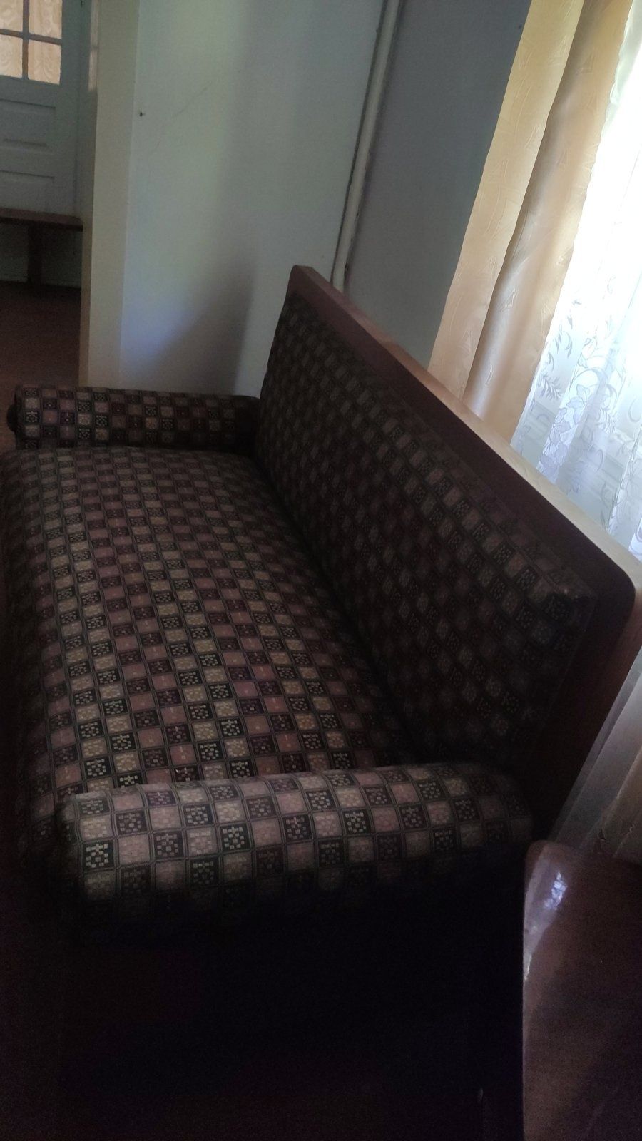 Антикварний диван