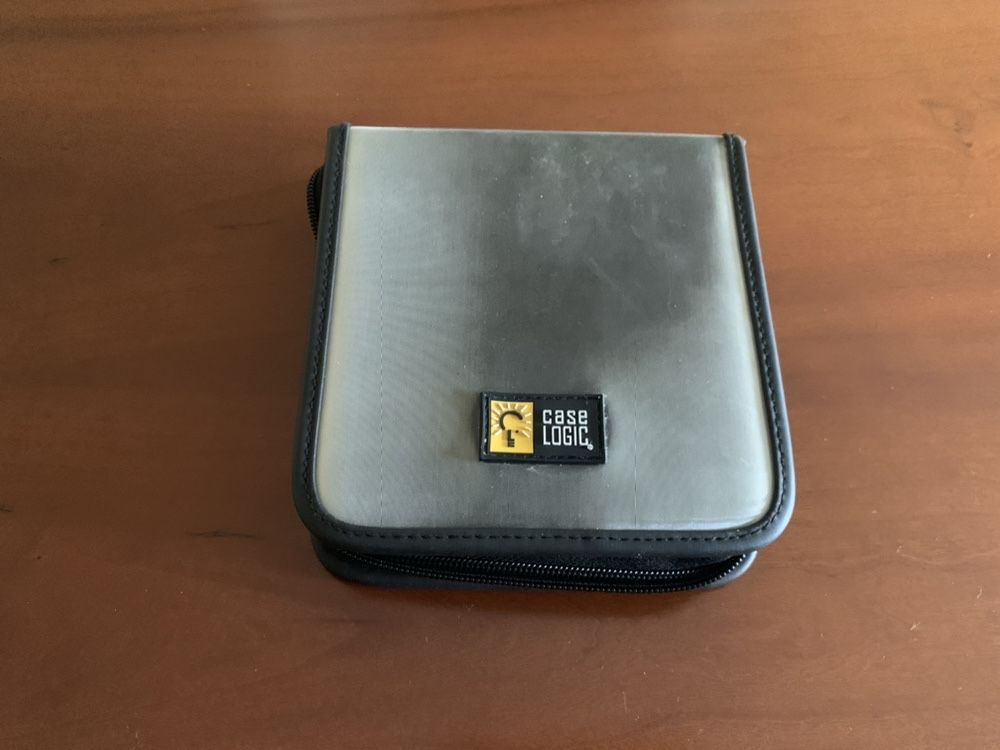 Bolsa para cds completamente nova