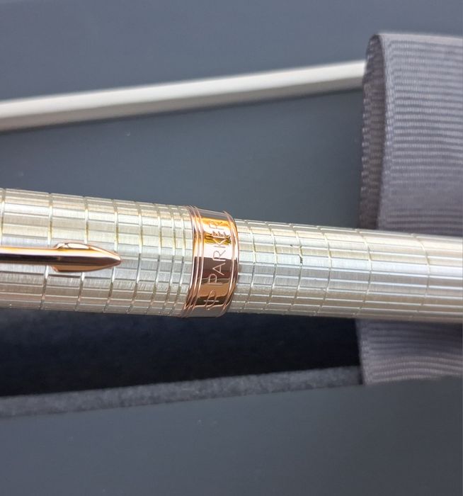 Caneta Parker Sonnet em prata