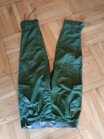 stare szwedzkie woskowe spodnie D 104