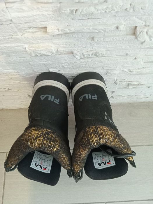 Чоботи ботинки жіночі 39 Fila