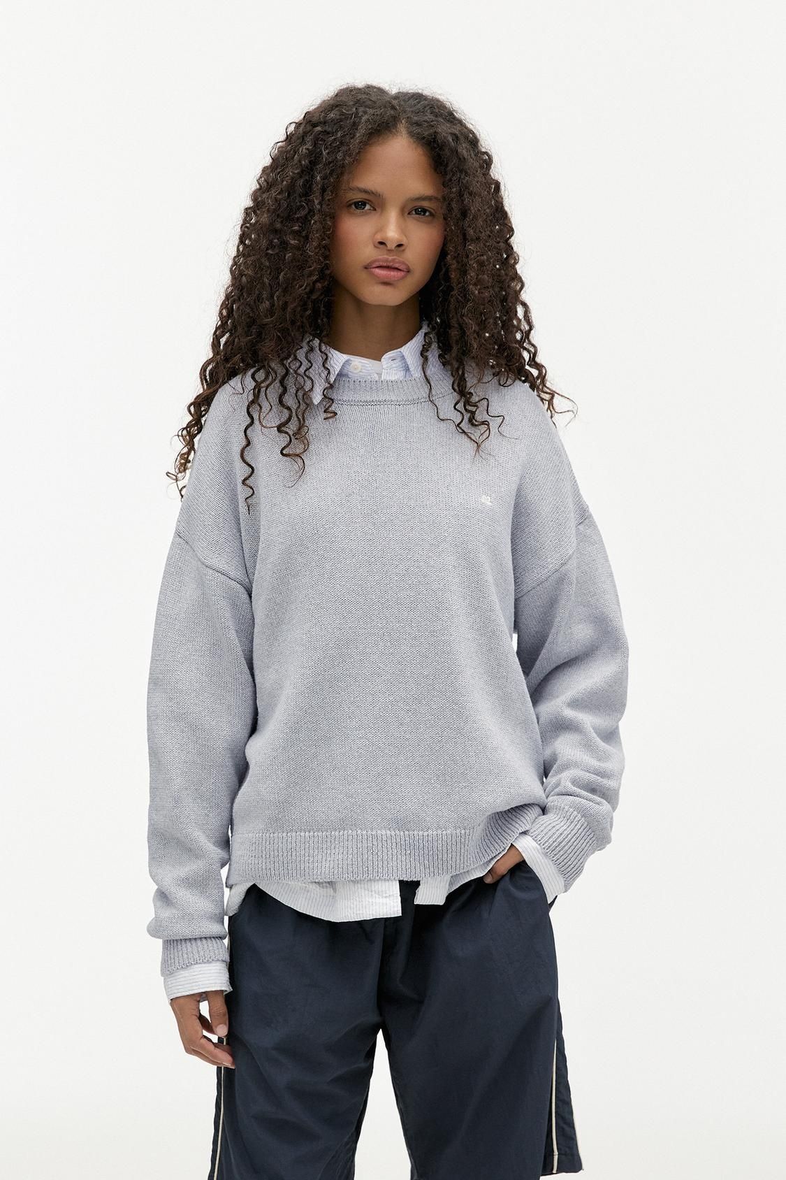Светр оверсайз PULL&BEAR з квіткою