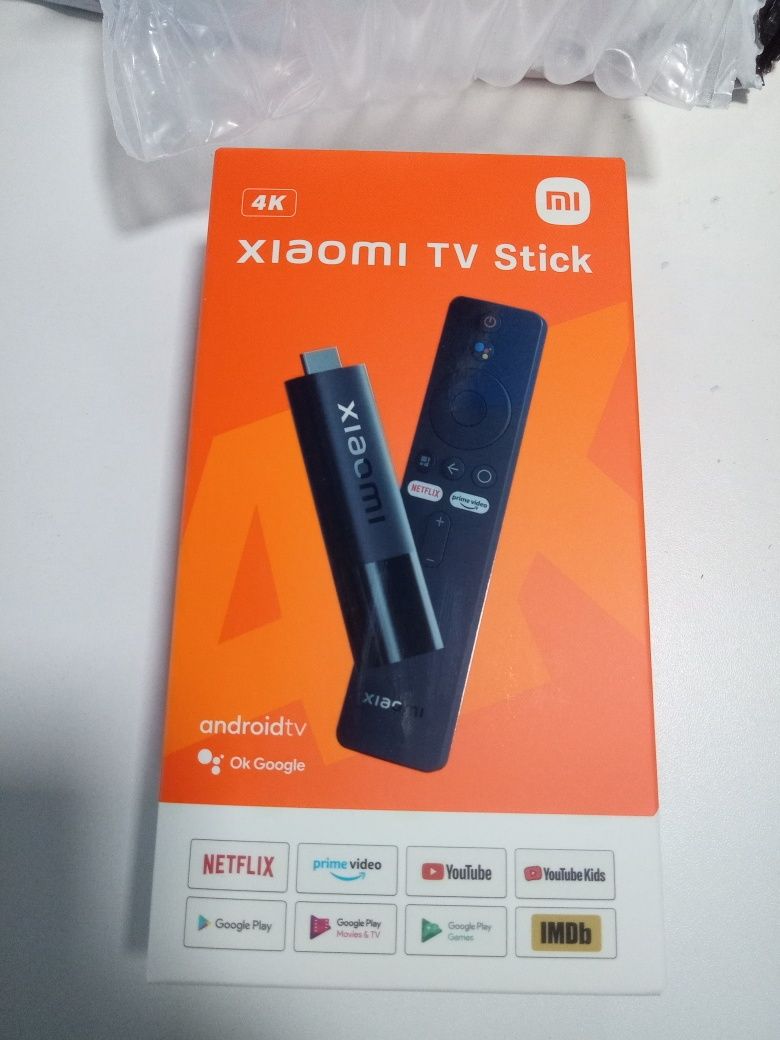 Xiaomi Mi TV Stick 4K 2+8GB TV box ТВ бокс приставка 4ядра S905Y4 An11