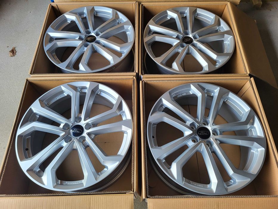[686] 19 Cali 5x108 NOWE Felgi aluminiowe FORD Kuga Mondeo Smax Galaxy