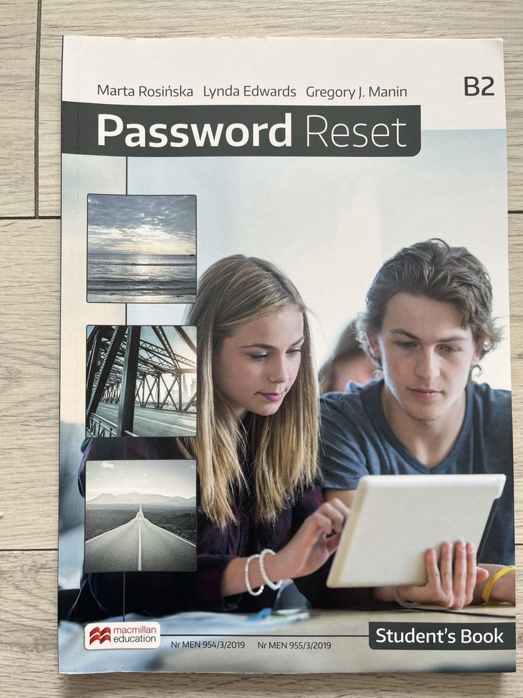 Podręcznik język angielski Password Reset B2