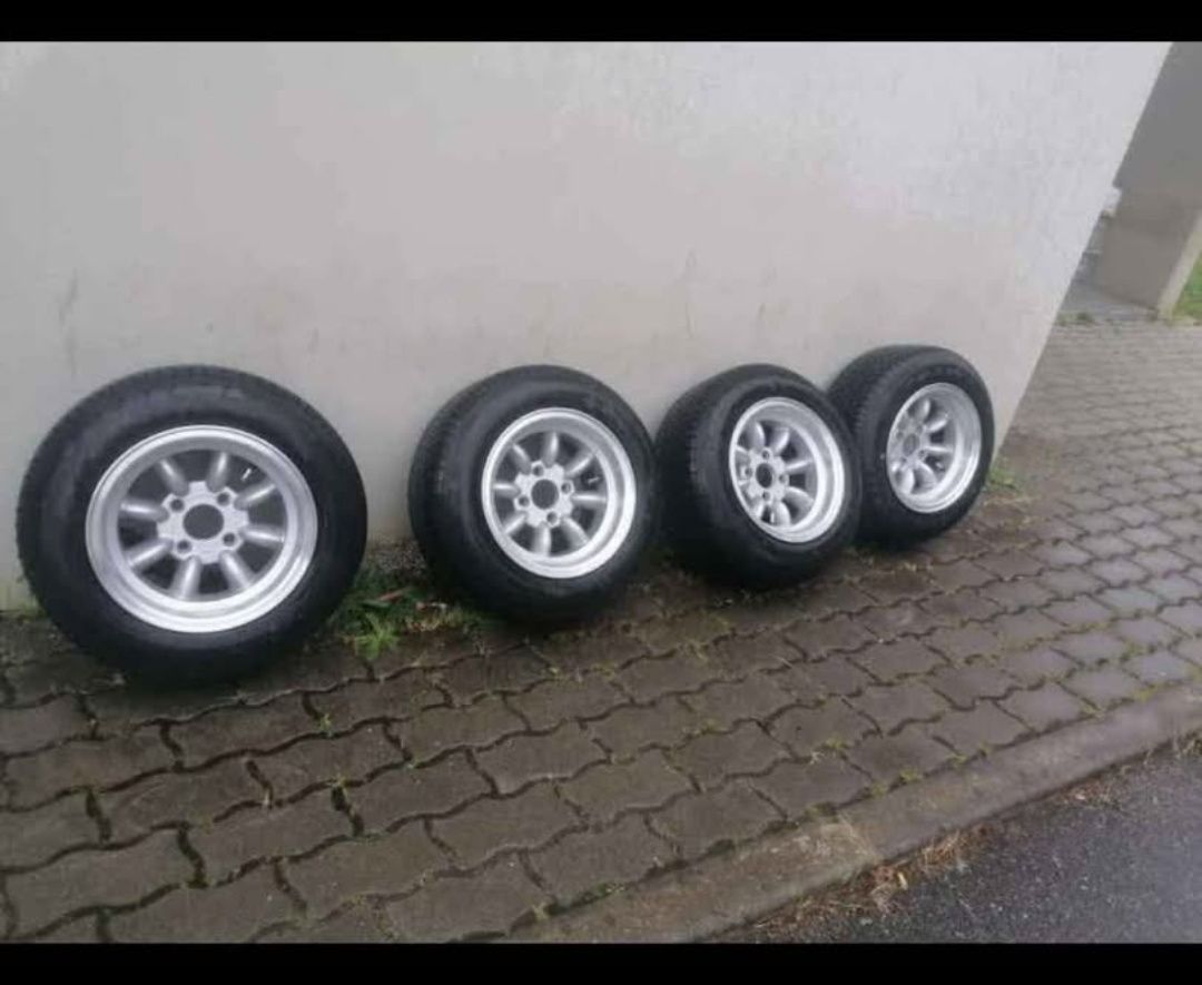 4 Jantes Escort 4x108 13x8 ET3