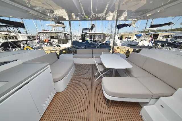 Katamaran morski LAGOON 50 2021 leasing