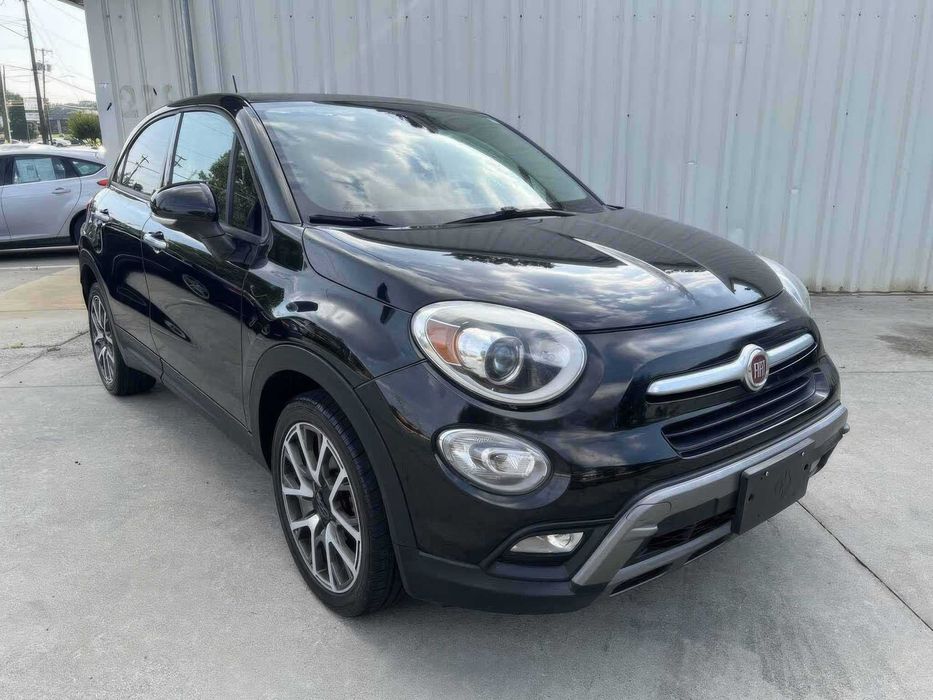 FIAT 500X Trekking Plus      2016