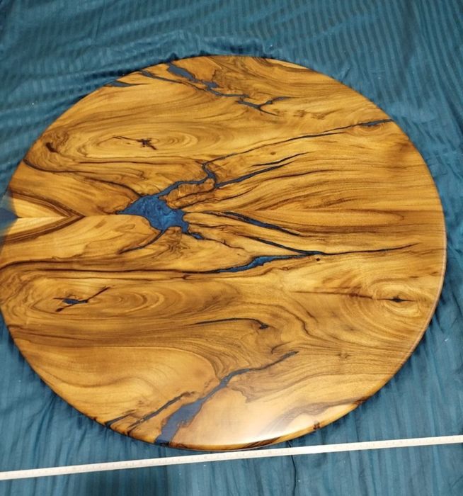 Меблі в наличии стол орех для гостиної кухні спальні вітальні на заказ