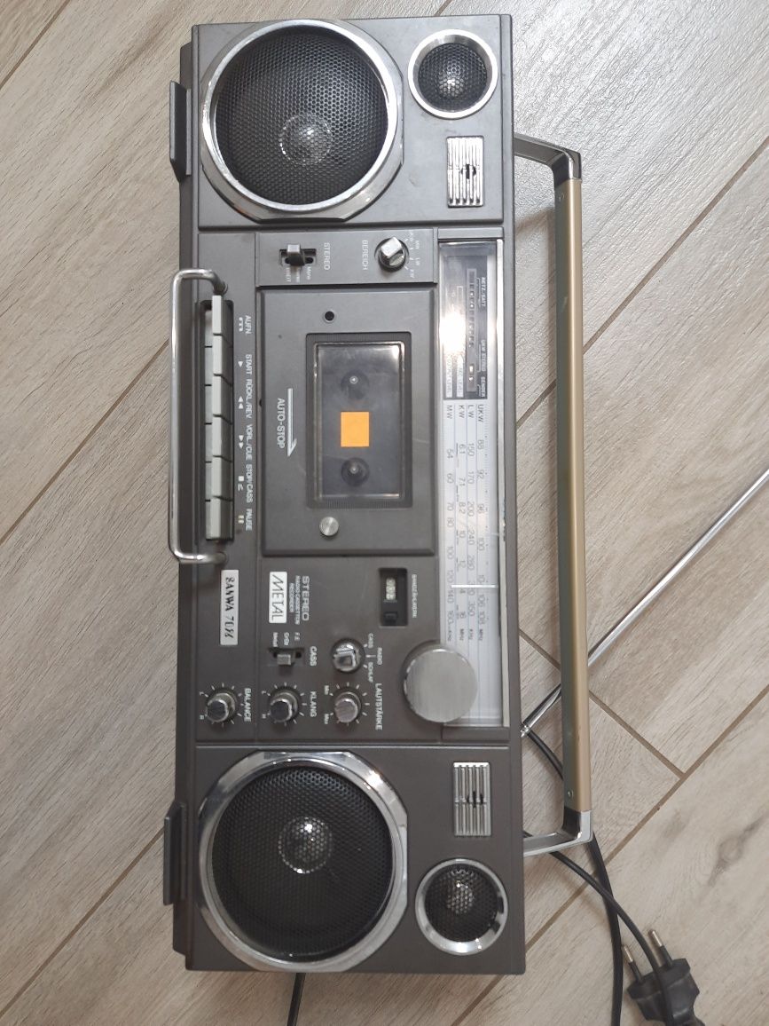 Магнітофон sanwa 7096 1983 рік Японія