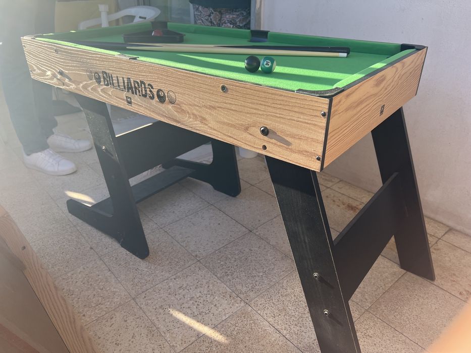 Mesa de matraquilhos e snooker