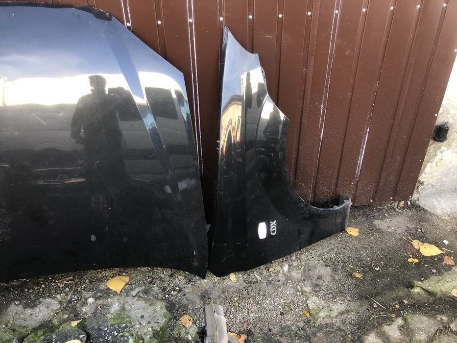 Передній Бампер Chevrolet Lacetti  комплектний перід чорний