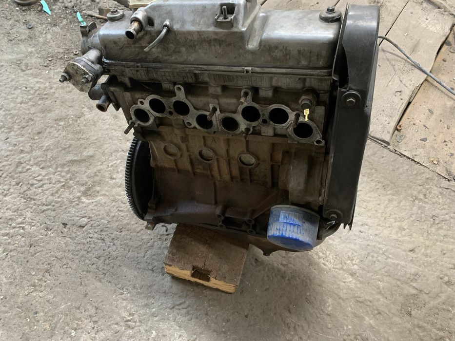 Продам двигатель 1,5 ваз 2109,2108,2110