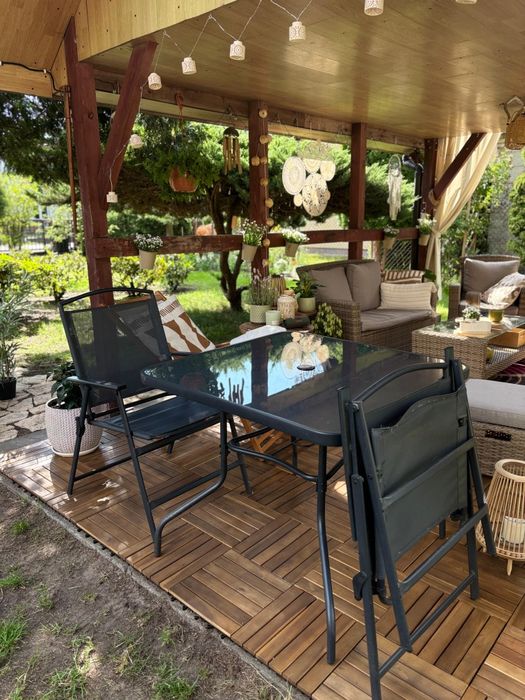 Meble ogrodowe stół krzesła parasol